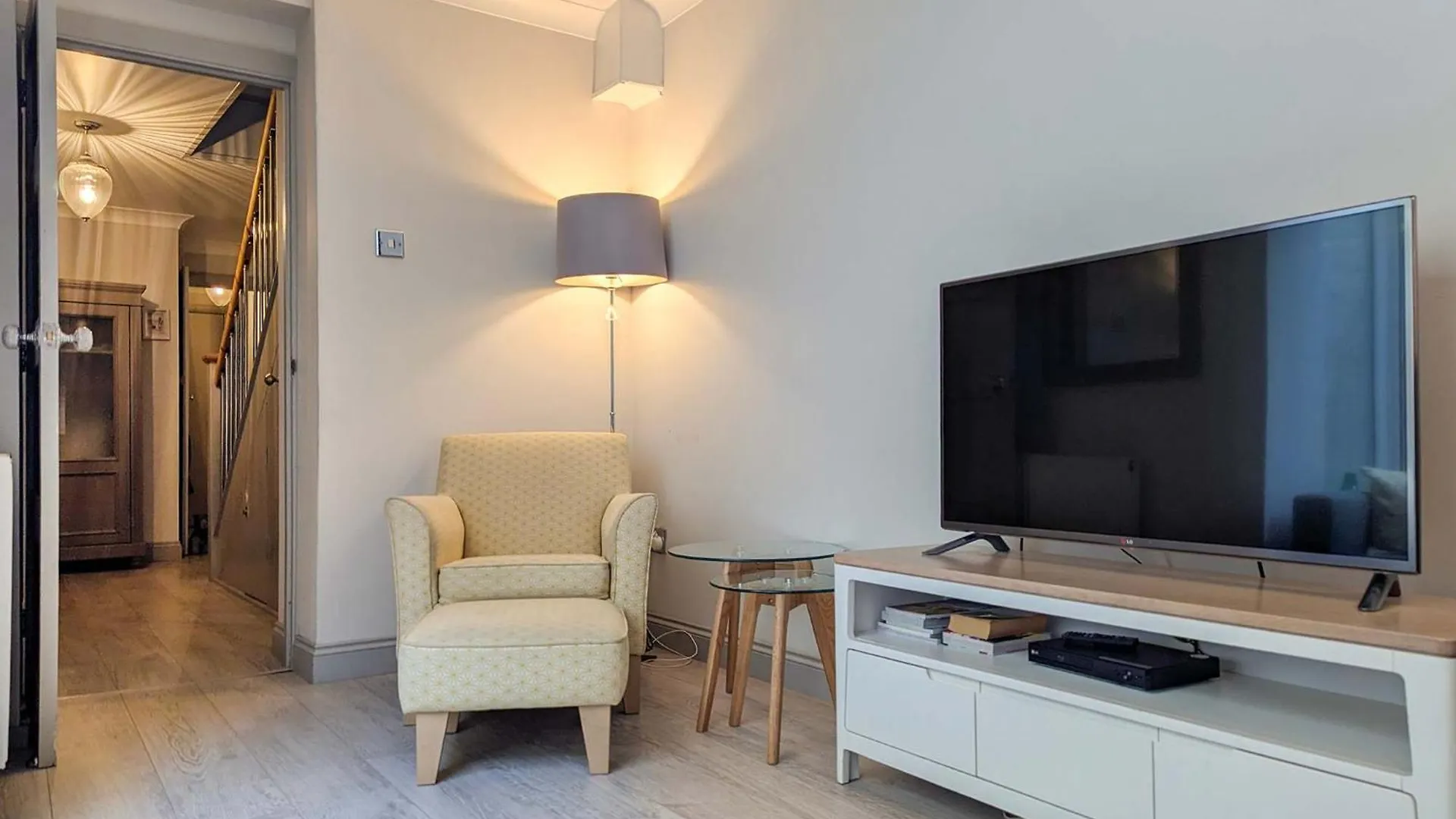 Rock Gardens - By Brighton Holiday Lets Apartment